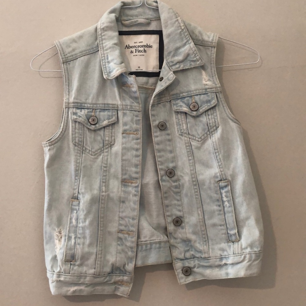Abercrombie & Fitch Denim Vest